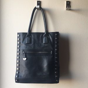 Black Kenneth Cole Stunned Bag 💼